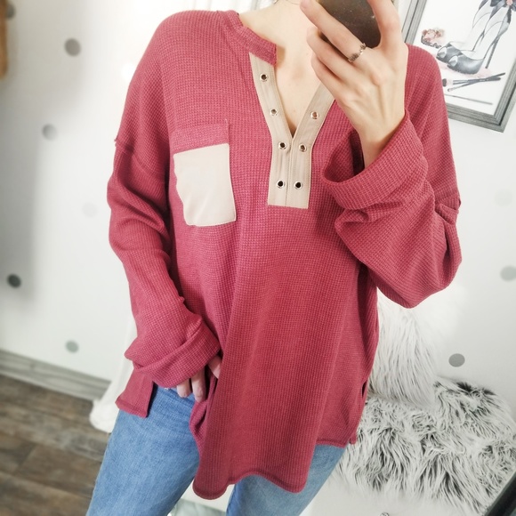 catlg Tops - Fall Waffle Knit V-Neck Pocket Top Loose Slouchy Women’s Tops